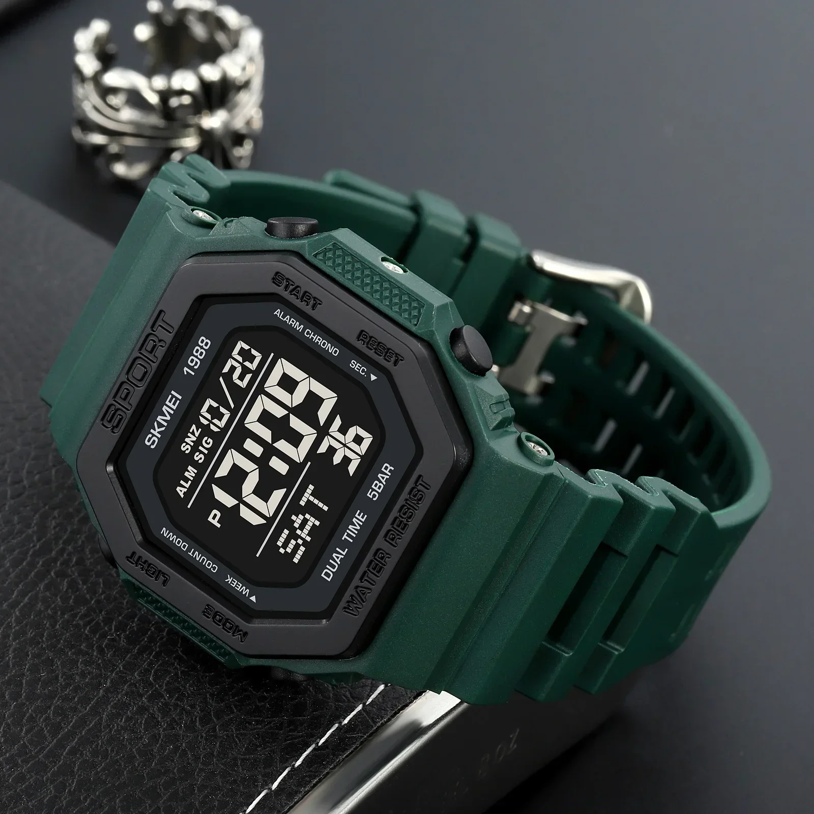 Skmei 1988 Herren-Militär-Coun – Digital Timer Countdown Bewertung und Preis